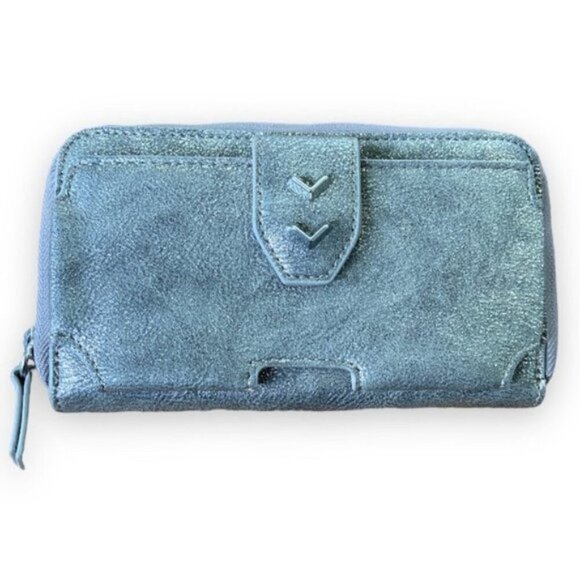 Stella & Dot Madison Tech Wallet Metallic - Picture 3 of 4